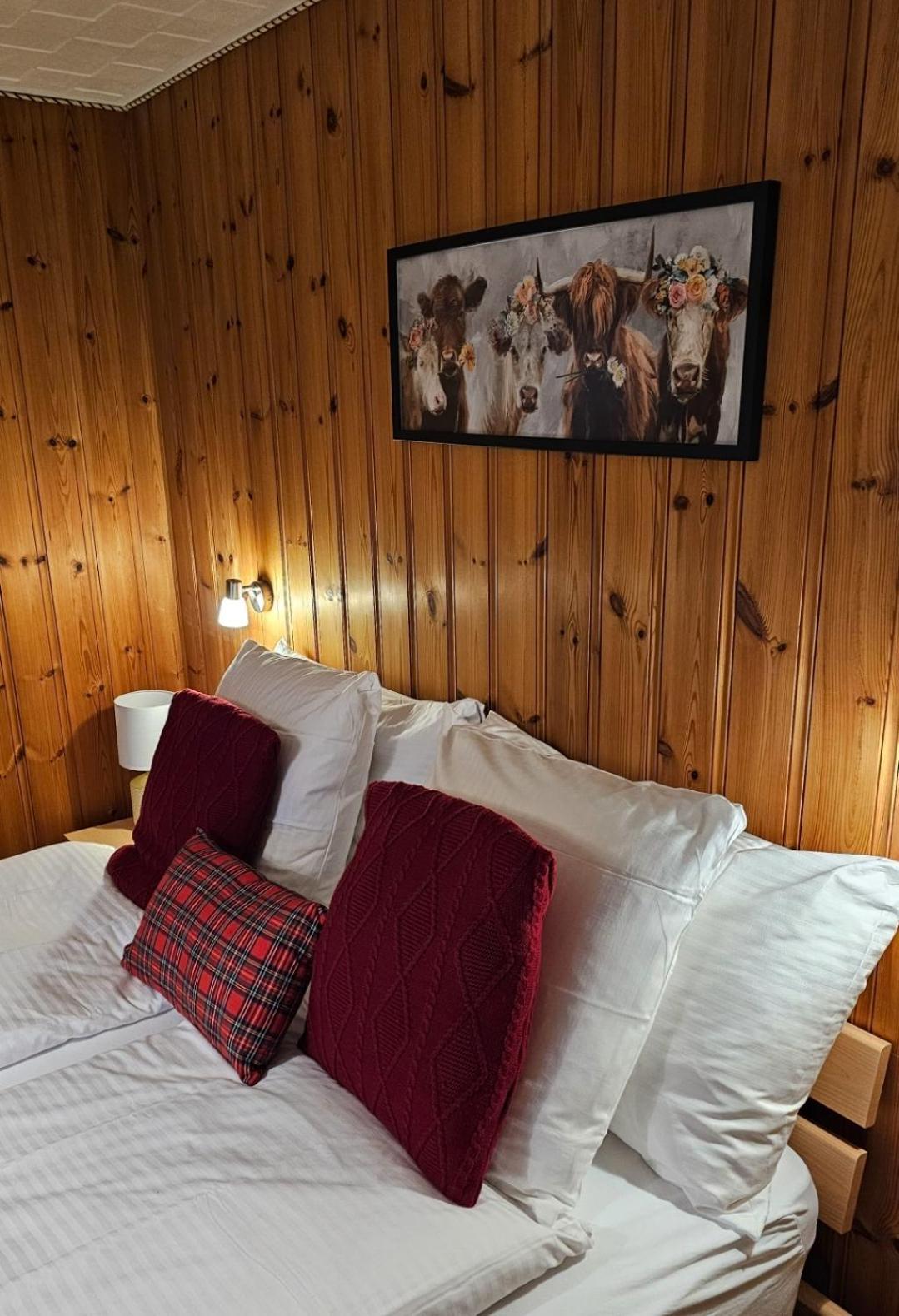 Alpina Boutique Hotel Interlaken - Ringgenberg - Adults Only ! Bagian luar foto